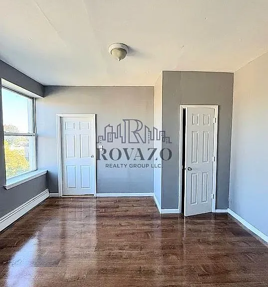 329 Park Ave #1 — Photo 3