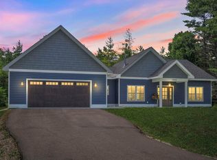 12655 Weislik Ct, Charlevoix, MI 49720