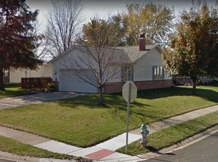 4301 Deming Dr, Springfield, IL 62703