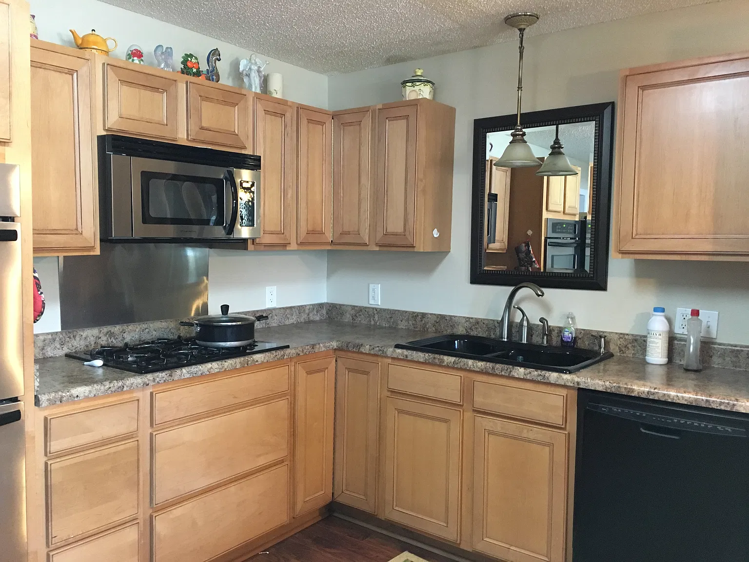 3 bed, 1550 sqft, $1,800 — Photo 4