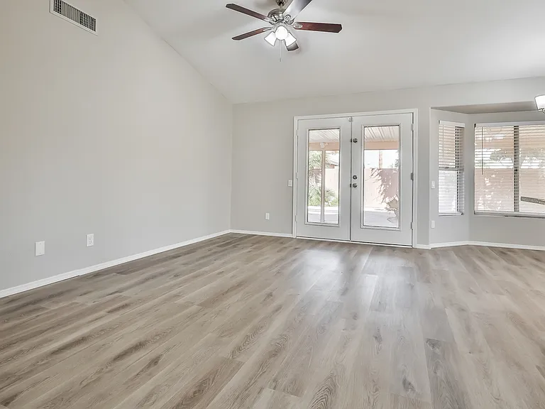 1442 W Orchid Ln — Photo 5