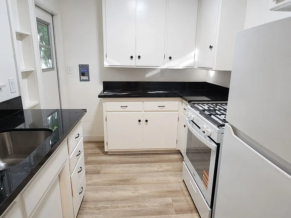 Edgemont 136