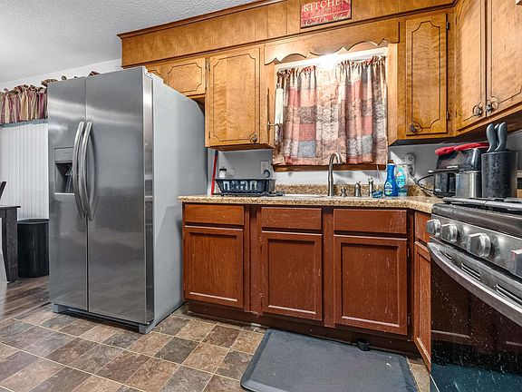 4th image of 909 Stirrup Pl