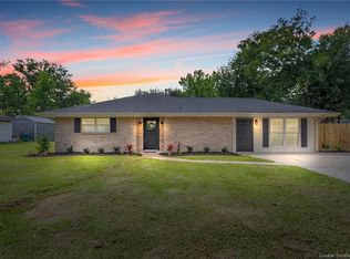 1301 Maria Dr, Sulphur, LA 70663