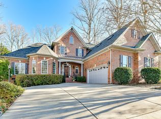 706 Clifden Dr, Matthews, NC 28104
