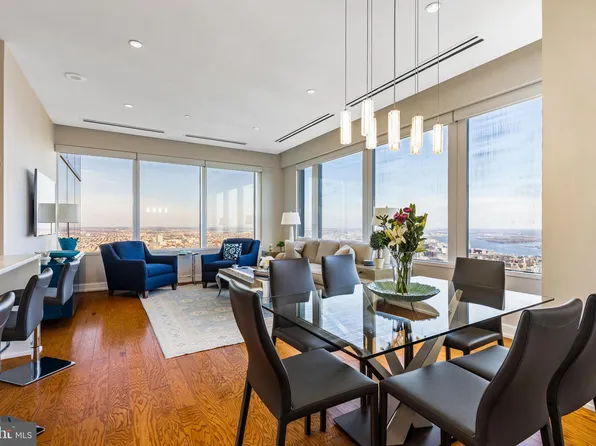 50 S 16th St Unit 5106, Philadelphia, PA 19102