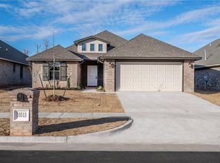 10513 NW 42nd Cir, Yukon, OK 73099