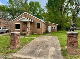 1841 Harris St, Dyersburg, TN 38024