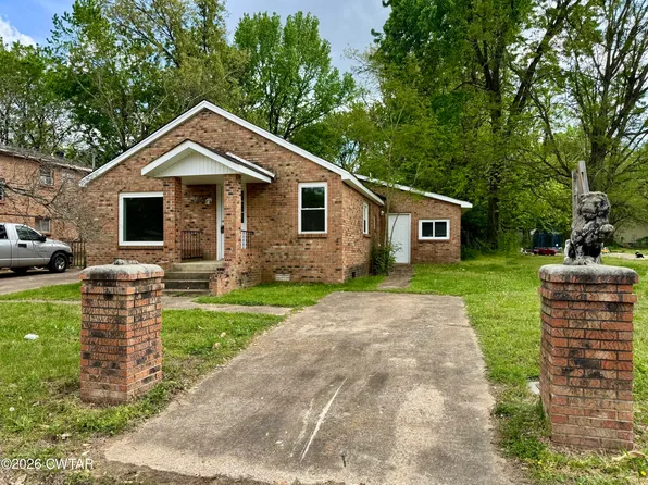 1841 Harris St, Dyersburg, TN 38024