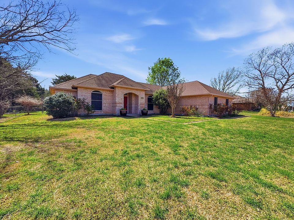 1st image of 3620 Willow Creek Dr