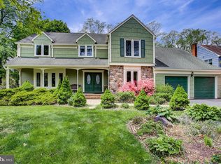 6 Branchwood Ct, Lawrence Township, NJ 08648