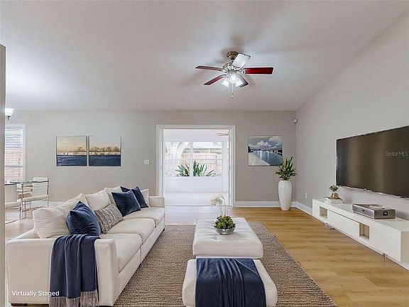 3rd image of 17628 Whistling Ln