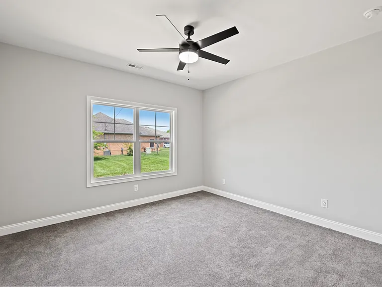 1038 Tamworth Ln — Photo 18