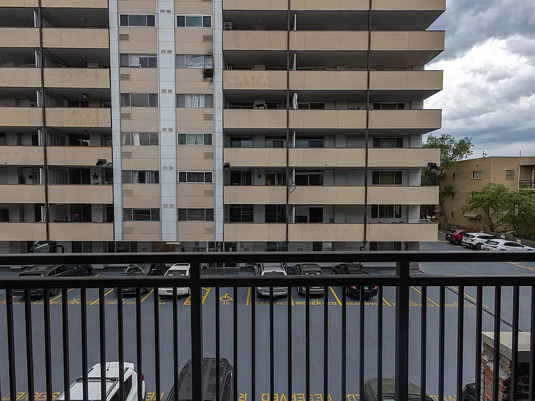 Jux Apartments — Photo 55