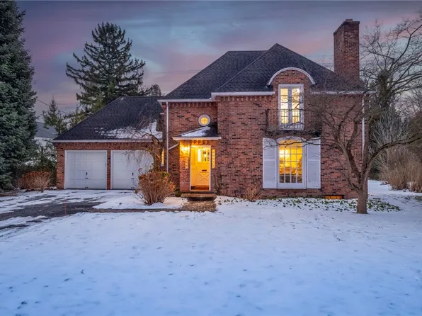 153 Edgeview Ln, Rochester, NY 14618