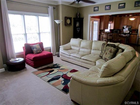 5th image of 9640 Wilshire Dr