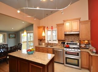 10 Lower Sunset Ter, Long Valley, NJ 07853