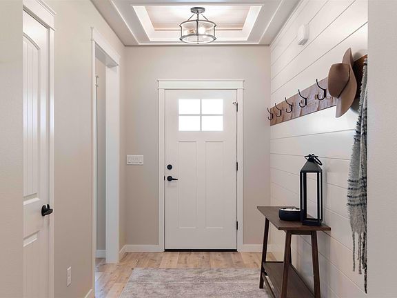 2nd image of 618 Cortona Way