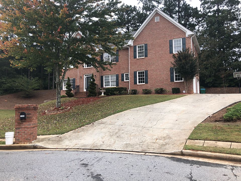 1st image of 1200 Runnelwood Trl