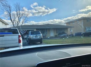 207 Tonawanda Creek Rd, Amherst, NY 14228