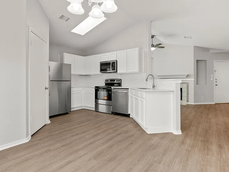 16702 Shipshaw River Dr — Photo 5