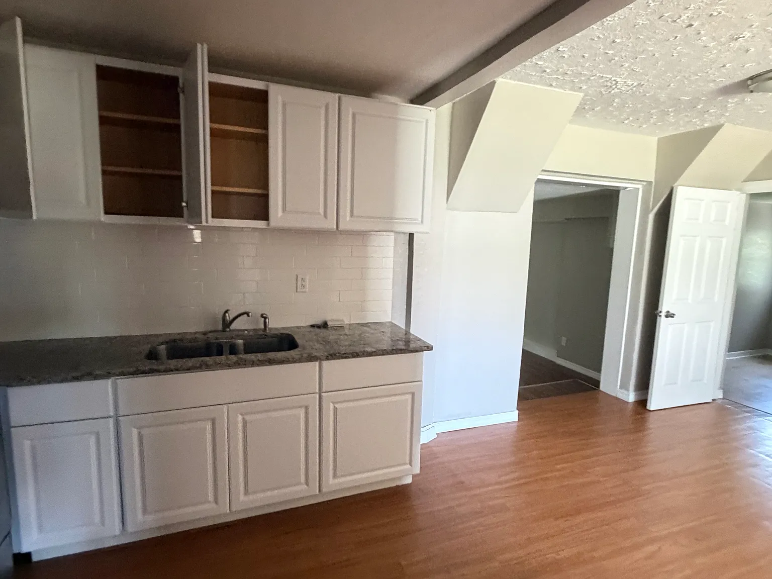 3 bed, 1524 sqft, $1,875 — Photo 1