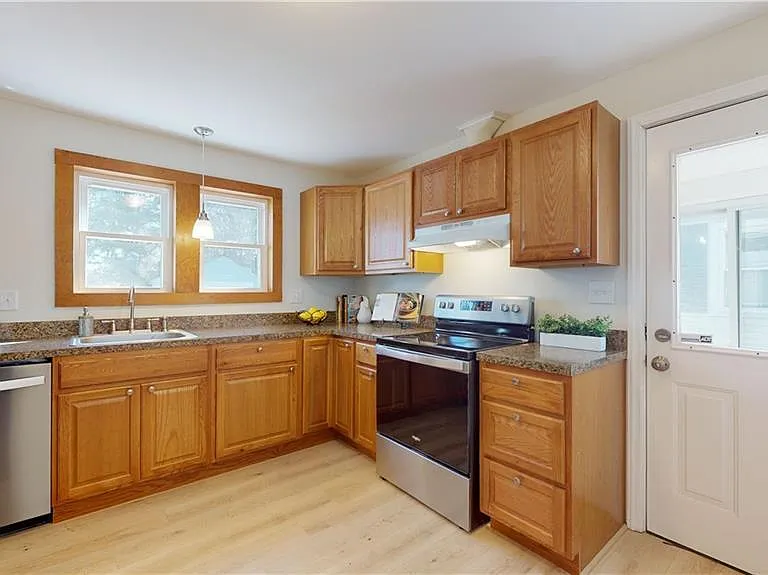 362 Oakwood Ave — Photo 19