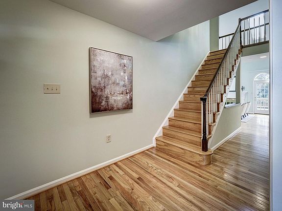 2nd image of 10137 Crestberry Pl