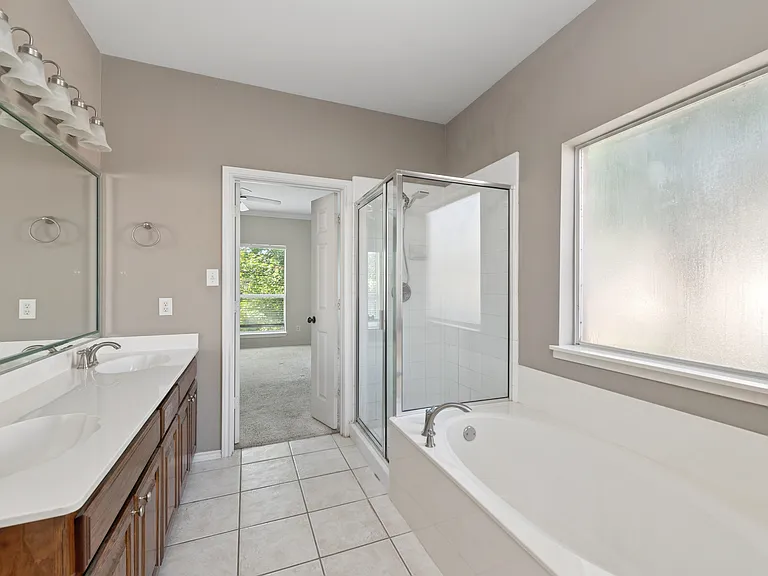 1808 Melton Dr — Photo 14