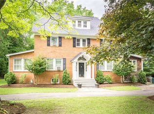 7014 Quaker Rd, Orchard Park, NY 14127