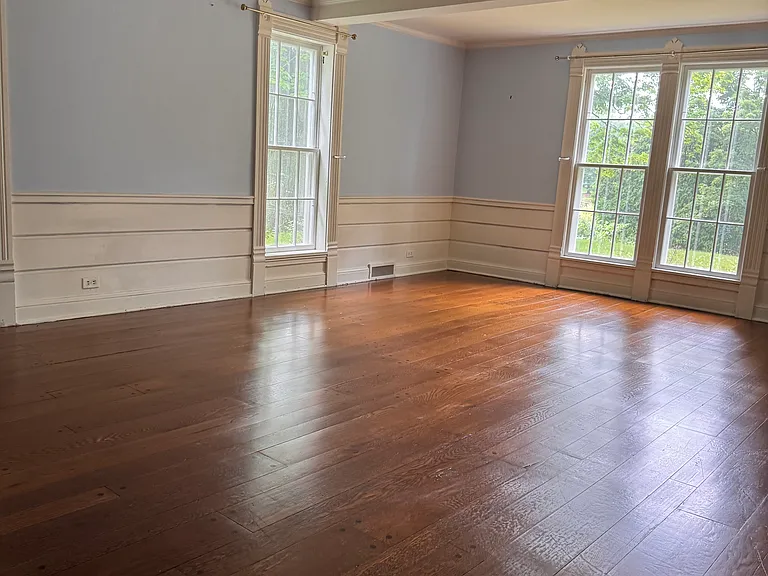 645 Wye Rd — Photo 5