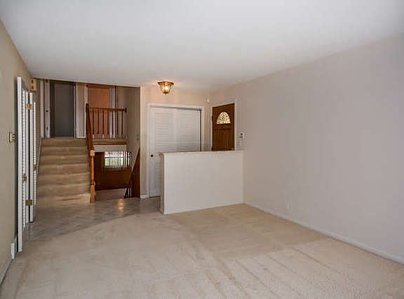 4th image of 7837 Linder Ave
