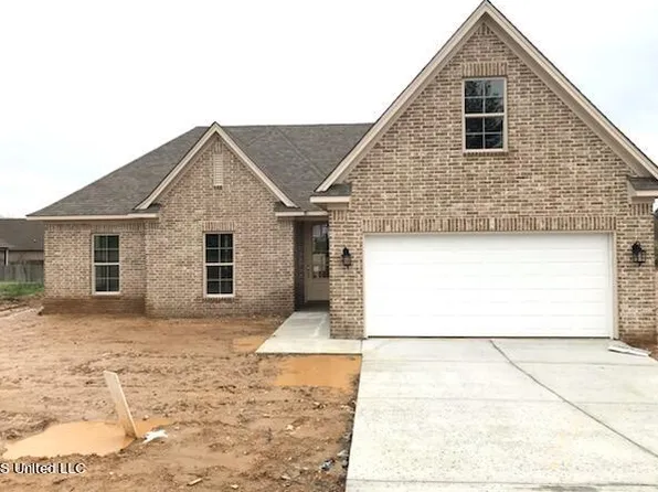 779 Woolfolk Rd, Senatobia, MS 38668