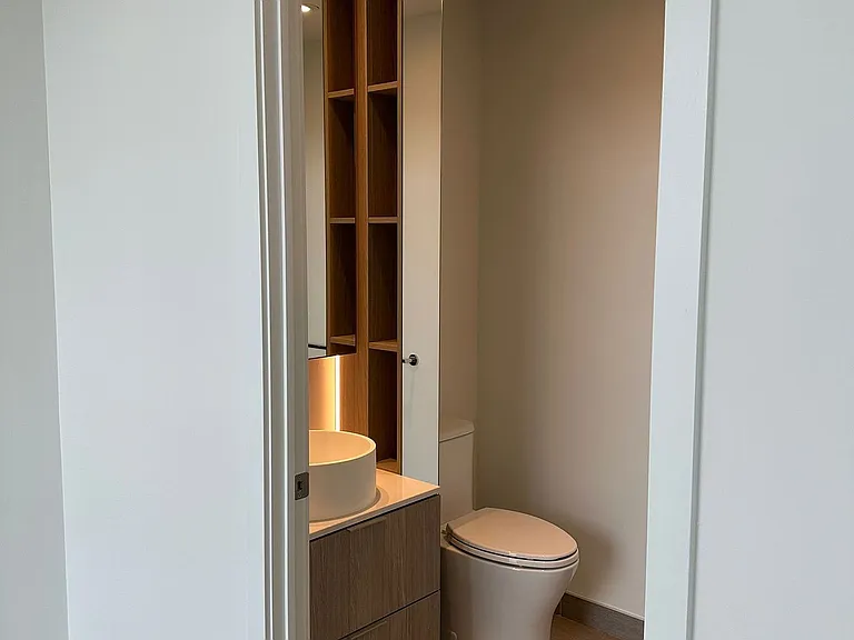 28 Ann St #2104 — Photo 11