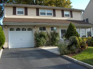 91 Elizabeth Ave, Iselin, NJ 08830