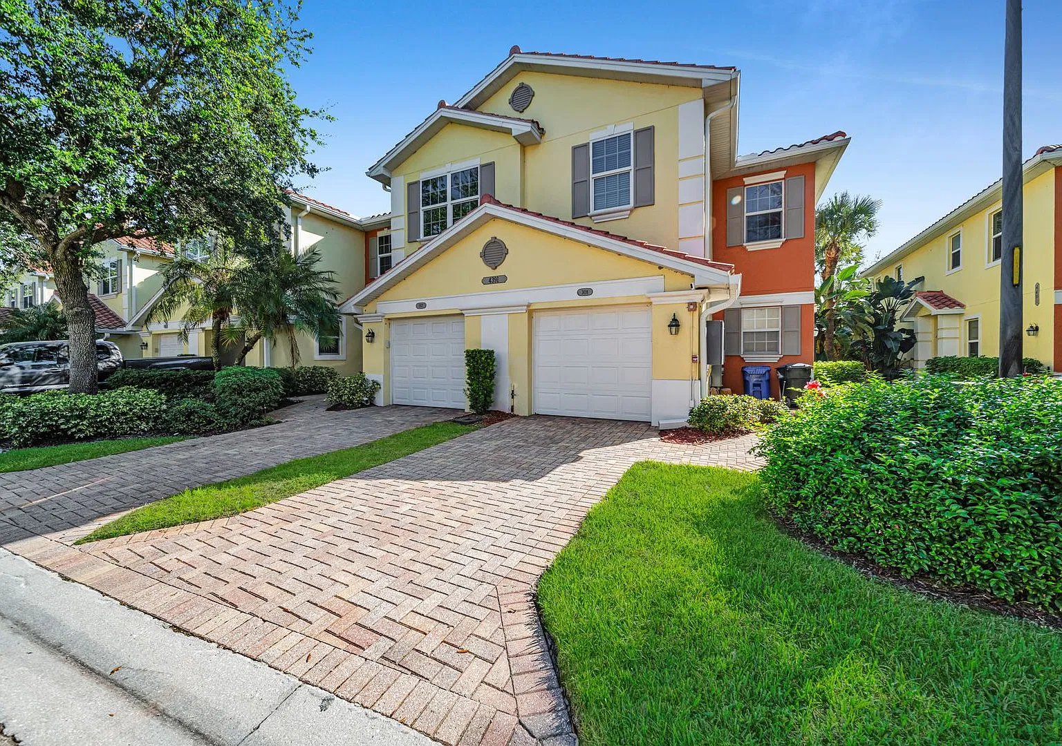 Beautiful Townhouse for rent! Convenient location in Fort Myers. Special Offer! Qualify for a dep... — Photo 1