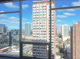 777 N La Salle Dr #2, Chicago, IL 60654