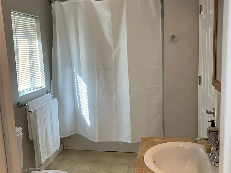 14521 Woodlawn St SW — Photo 4