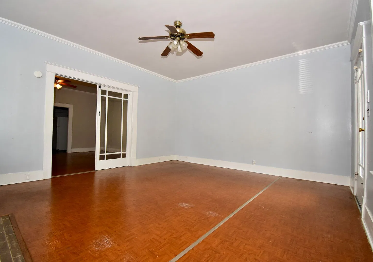 One Bedroom Unit Close to LA Tech — Photo 3