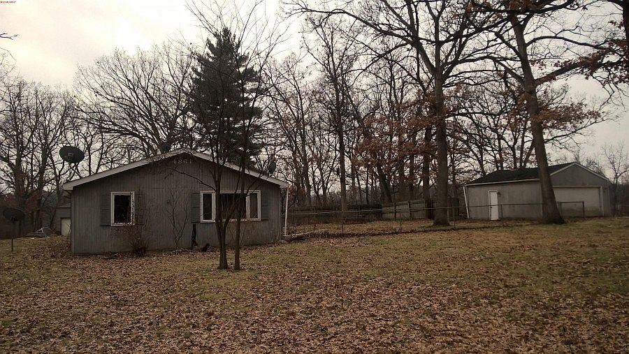 1st image of 4861 Cave Dr
