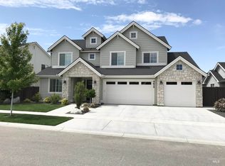 5675 N Levenham Ave, Meridian, ID 83646