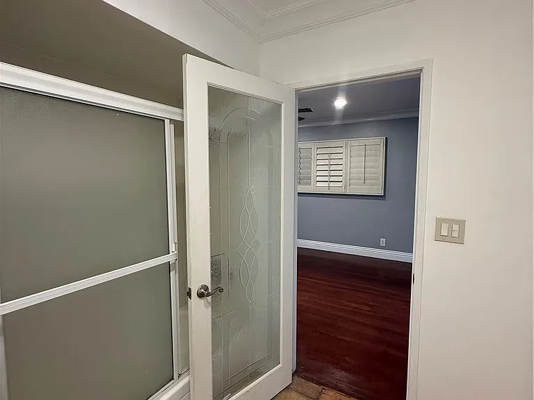 9031 Phyllis Ave #1 — Photo 8