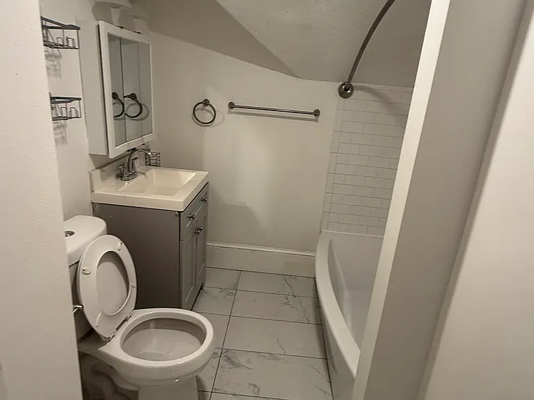 42 Mott St #3 — Photo 5