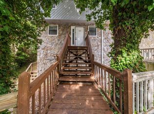 1353 Overlook Ct, Smyrna, GA 30080