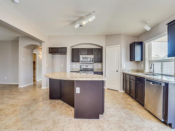 5th image of 793 E Angeline Ave