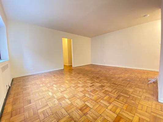 Rented by Contact Realty | media 29