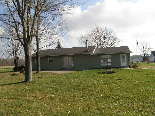 2nd image of 3325 Derussey Rd
