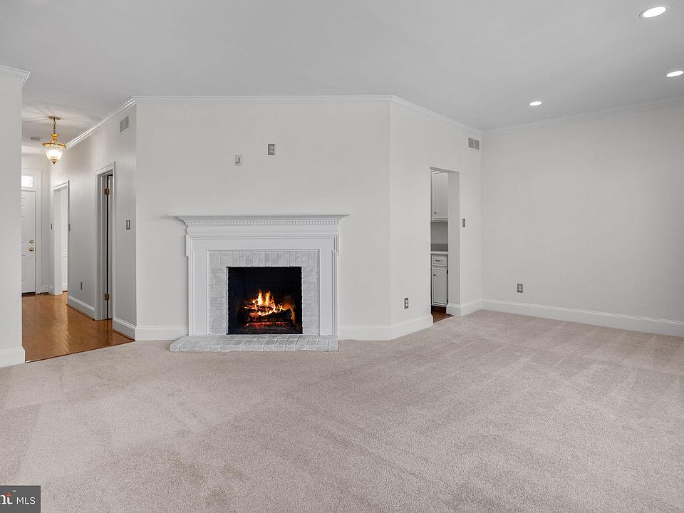 33 Sentinel Rd Washington Crossing PA Zillow Apartments for Rent in