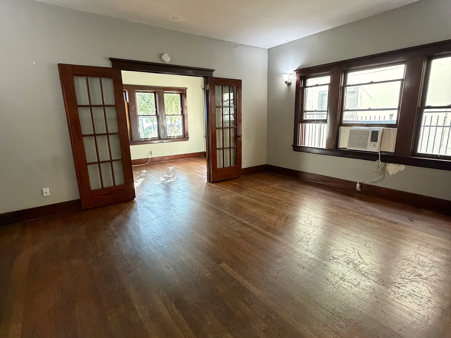 1 bed, 850 sqft, $1,200 — Photo 3