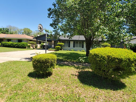 2nd image of 2431 Mecom Dr